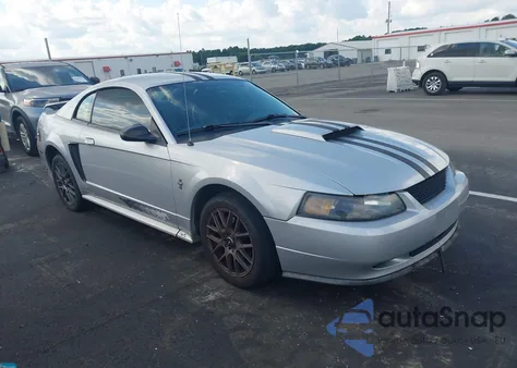 2003 Ford Mustang z USA, uszkodzony, nr VIN 1FAFP404X3F432389